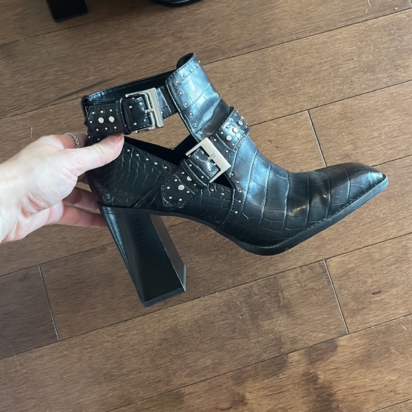 Zara Animal Print Studded Embossed Cut Out Booties Size 39 - Picture 5 of 7